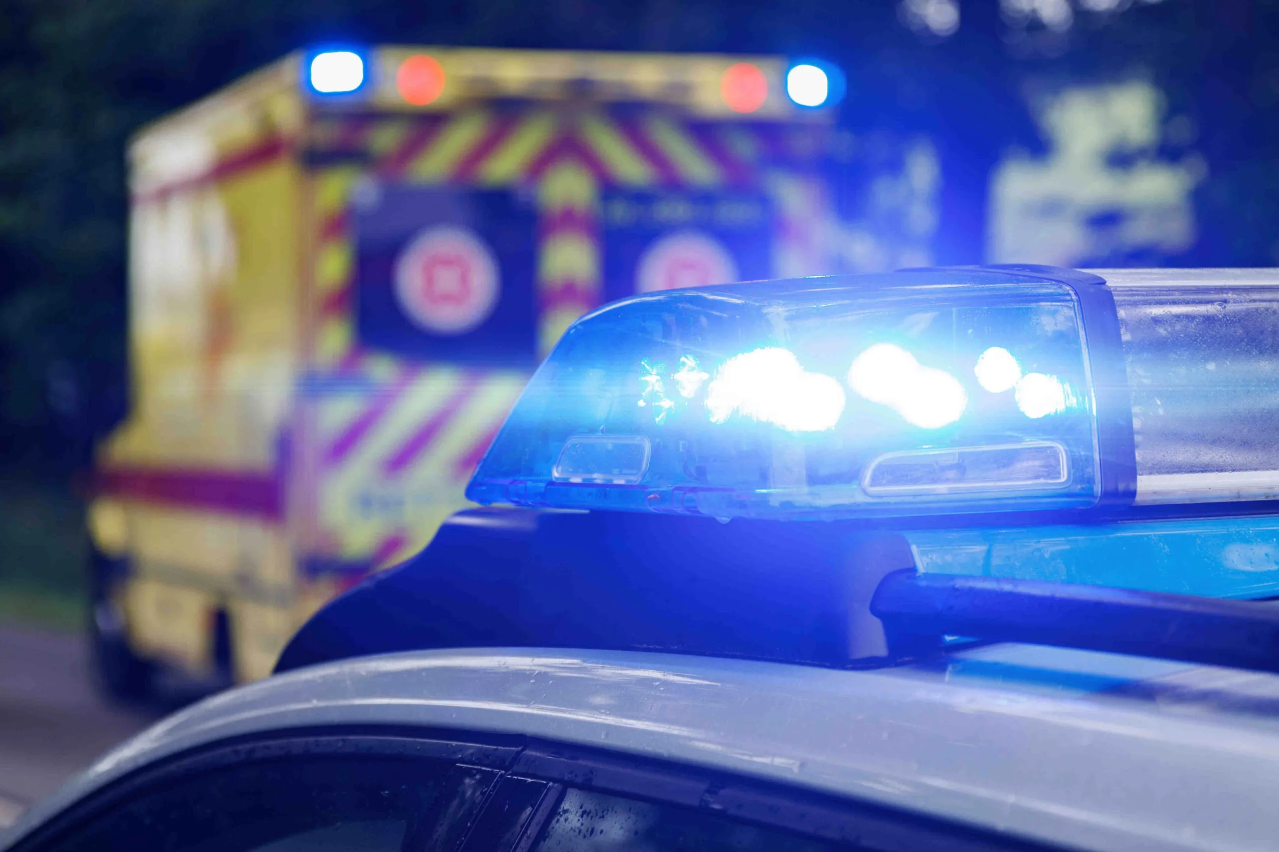 psychischer Ausnahmezustand Wiesbaden Frau in psychischem Ausnahmezustand verletzt Polizistin in Wiesbaden Polizeieinsatz