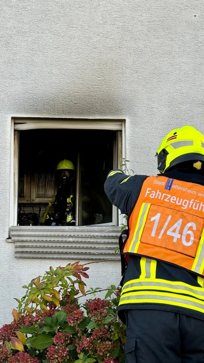 Küchenbrand Hattersheim Feuerwehreinsatz