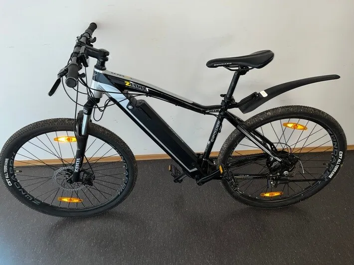 Mountainbike Darmstadt Darmstadt: Mountainbike im Herrngarten sichergestellt Polizeieinsatz